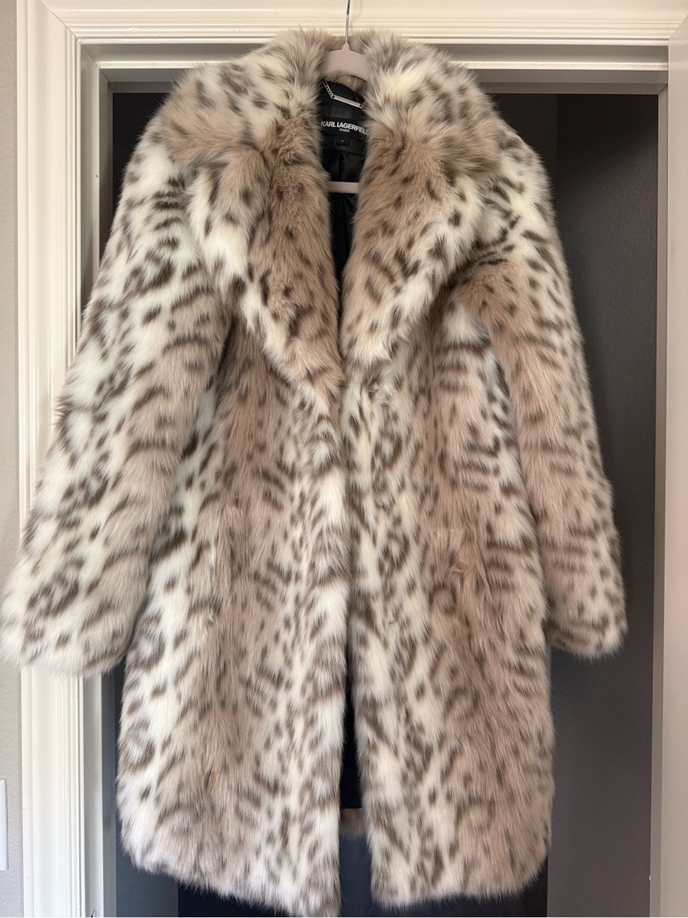 Karl Lagerfield Paris Snow Leopard Faux Fur Coat Size M